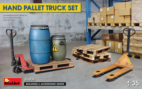 Hand Pallet Truck Set (1/35)