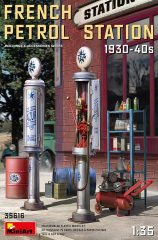 French Petrol Station 1930-40S (1/35)
